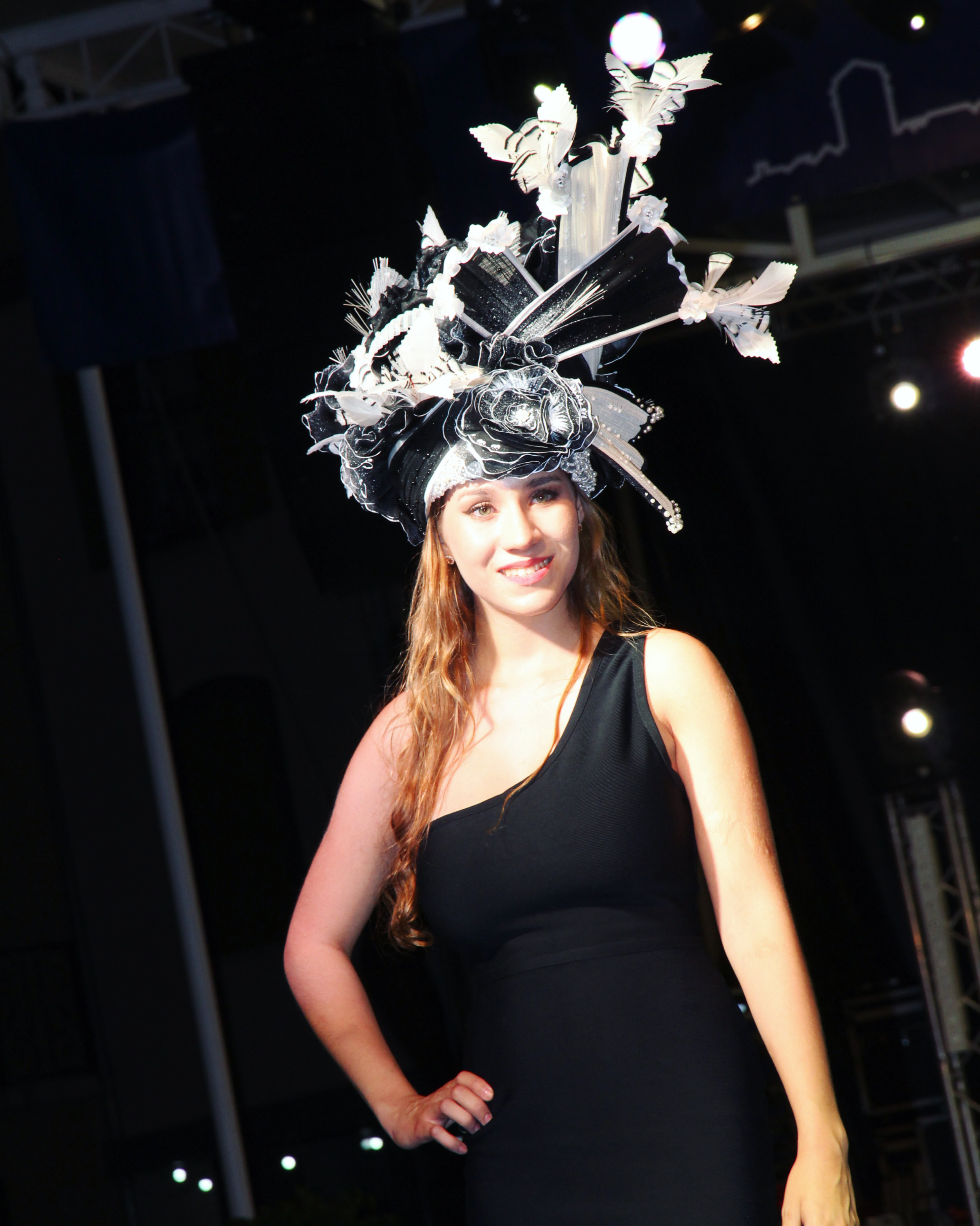 Chapeaux